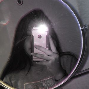 Meet your Posher, Adriana